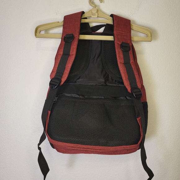 NWT Monsdle Travel Laptop Backpack With USB Charging Port in Red & Black - Picture 2 of 13